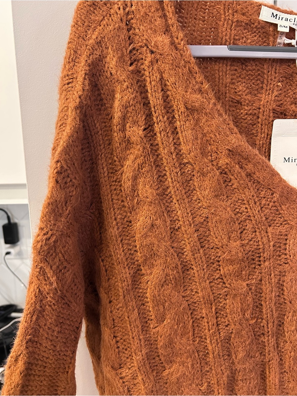 NWT Miracle Camel Rust Copper Cable Knit V-Neck Sweater Layering Cozy Oversized - Picture 5 of 10